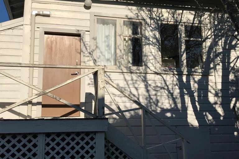 Photo of property in 7 Moir Street, Mount Victoria, Wellington, 6011