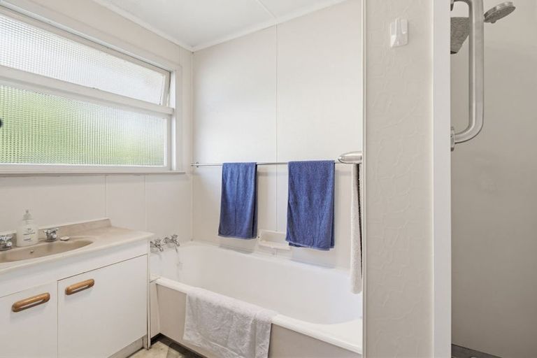 Photo of property in 36 Gloucester Street, Takaro, Palmerston North, 4412