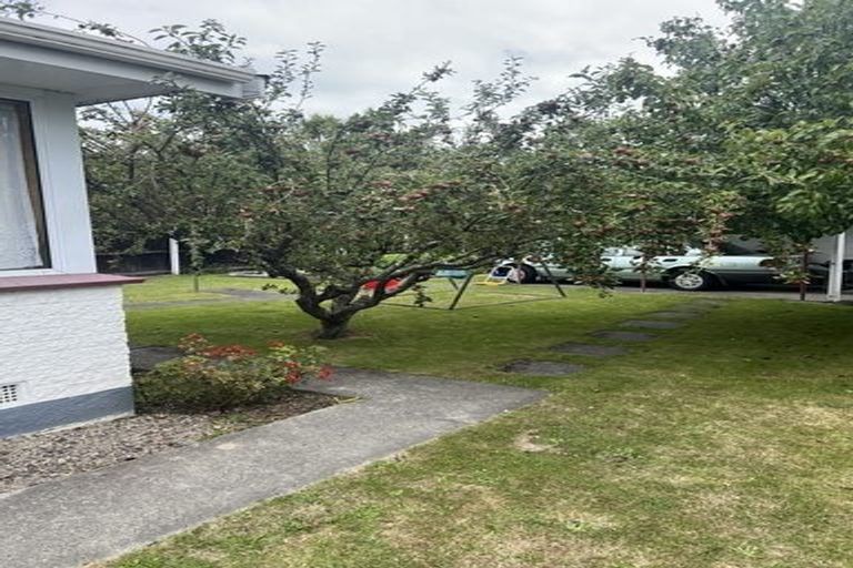 Photo of property in 16 Wingate Street, Redwood, Christchurch, 8051