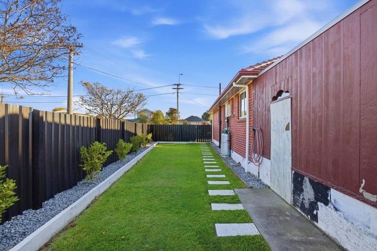 Photo of property in 158 Gayhurst Road, Dallington, Christchurch, 8061