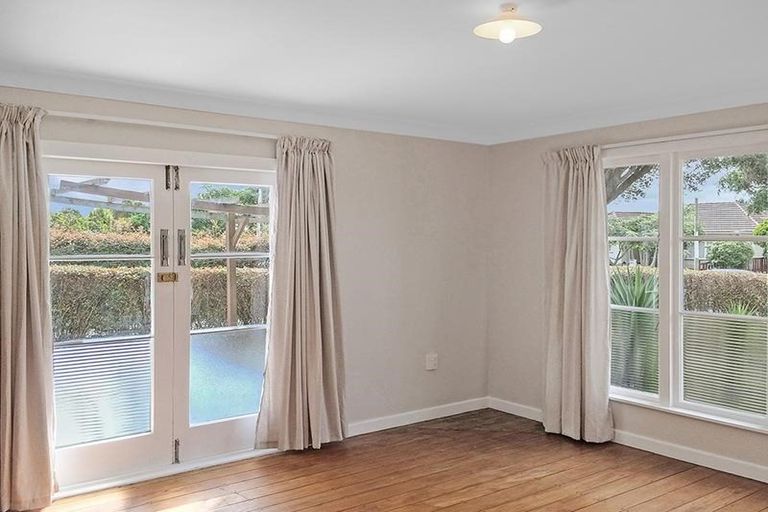 Photo of property in 1/21 Gloucester Road, Manurewa, Auckland, 2102