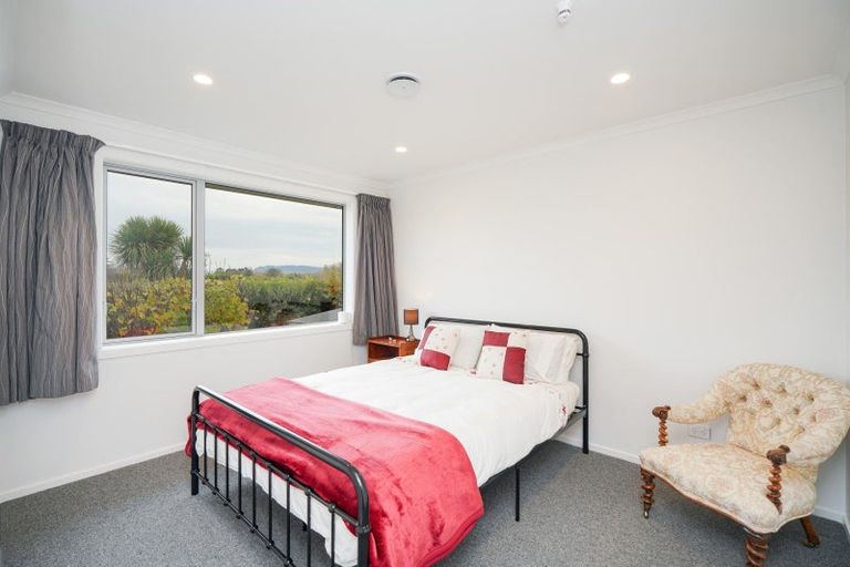 Photo of property in 1201 Limehills Browns Road, Browns, Winton, 9782