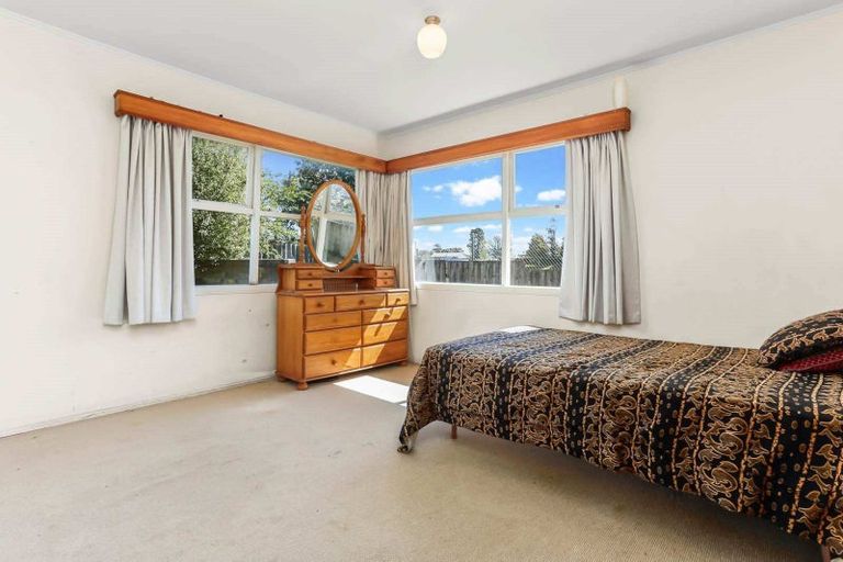 Photo of property in 5 Dreadon Road, Manurewa, Auckland, 2102