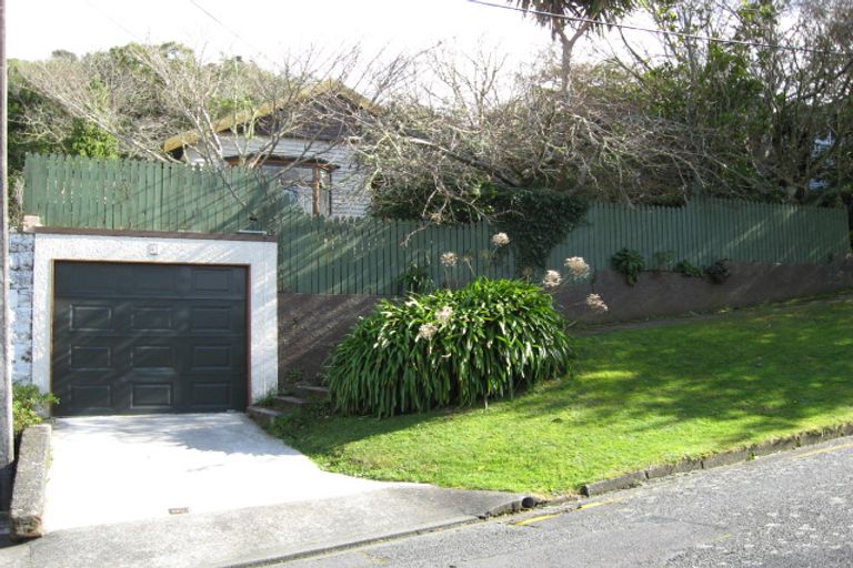 Photo of property in 41 Chamberlain Road, Karori, Wellington, 6012