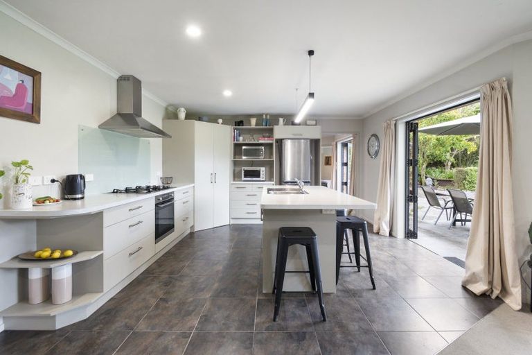 Photo of property in 39 County Heights Drive, Aokautere, Palmerston North, 4471