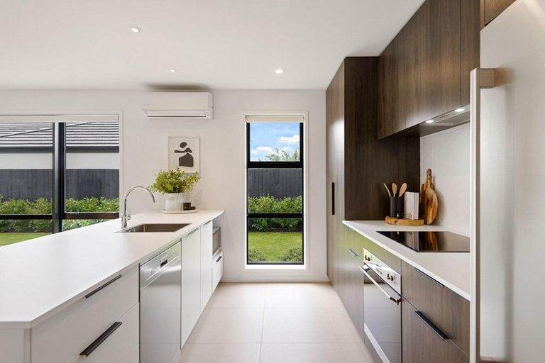 Photo of property in 6 Maka Lane, Halswell, Christchurch, 8025