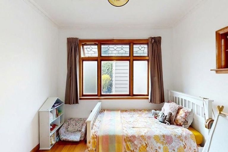 Photo of property in 9 Khandallah Road, Ngaio, Wellington, 6035