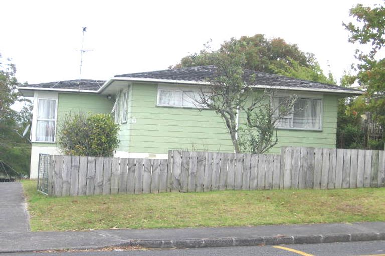 Photo of property in 31 Bayview Road, Bayview, Auckland, 0629