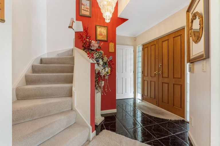 Photo of property in 4 Karina Terrace, Roslyn, Palmerston North, 4414