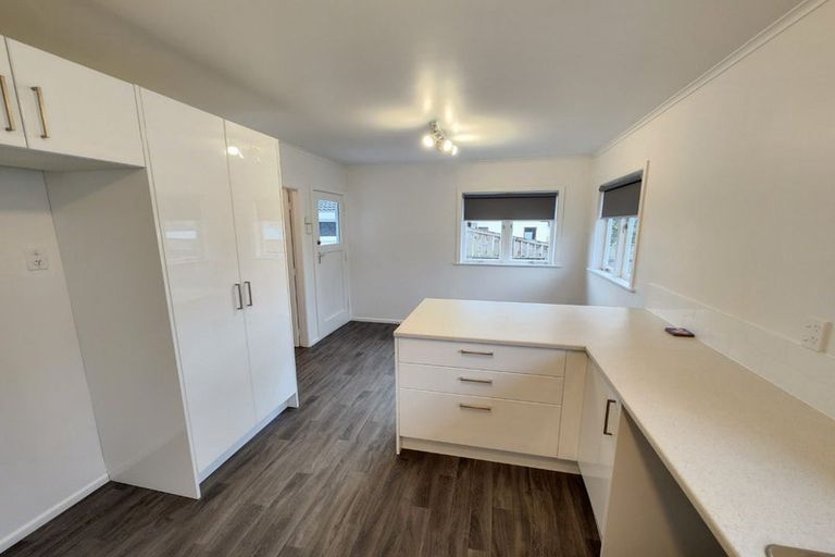 Photo of property in 41 Hill Crescent, Papakura, 2110