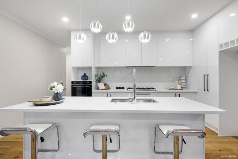 Photo of property in 44 Cooladawson Drive, Flat Bush, Auckland, 2019