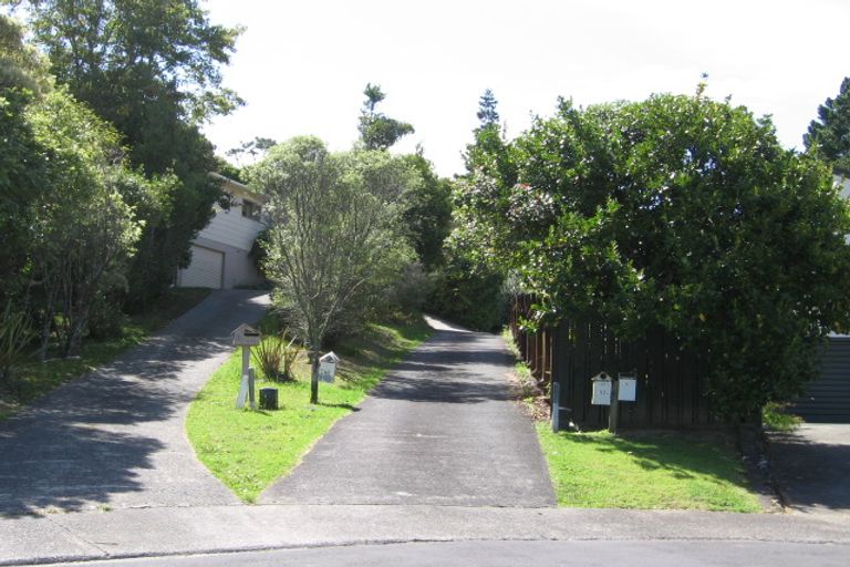 Photo of property in 10 Oldham Place, Browns Bay, Auckland, 0630