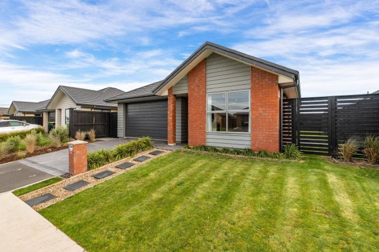 Photo of property in 62 Longcot Drive, Rolleston, 7615