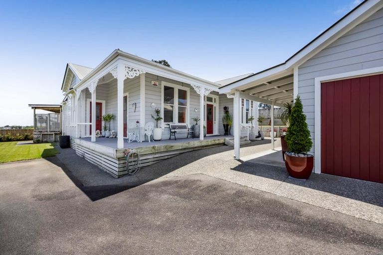 Photo of property in 416 Frankley Road, Hurdon, New Plymouth, 4310