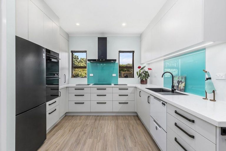 Photo of property in 83 Ira Street, Miramar, Wellington, 6022