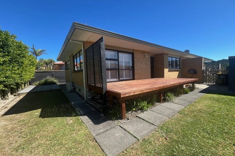 Photo of property in 21b Nukumea Common, Orewa, 0931