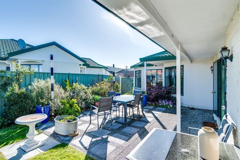 Photo of property in 3 Palace Court, Taradale, Napier, 4112