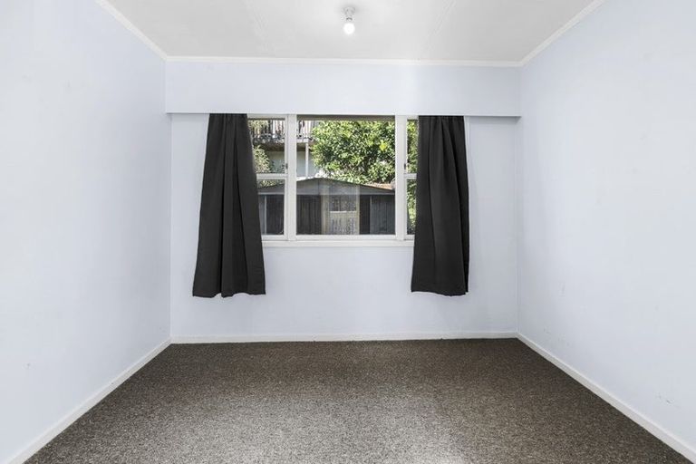 Photo of property in 3 Thames Street, Welbourn, New Plymouth, 4310