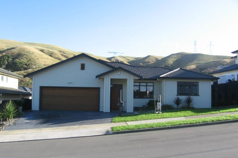 Photo of property in 85 Amesbury Drive, Churton Park, Wellington, 6037