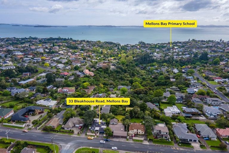 Photo of property in 33 Bleakhouse Road, Howick, Auckland, 2014
