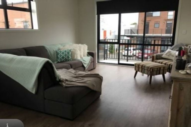 Photo of property in 101/4u Village Quarter Lane, Frankton, Hamilton, 3204