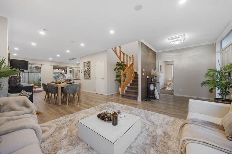 Photo of property in 5 Creggan Crescent, Flat Bush, Auckland, 2019