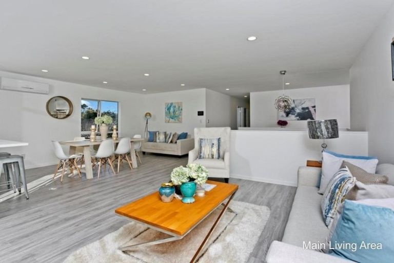 Photo of property in 7a Fuchsia Place, Birkdale, Auckland, 0626