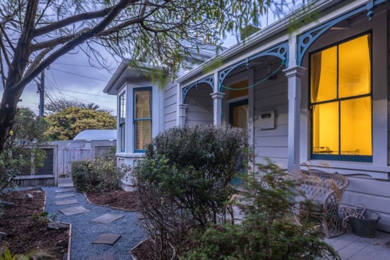 Photo of property in 287 Ohiro Road, Brooklyn, Wellington, 6021