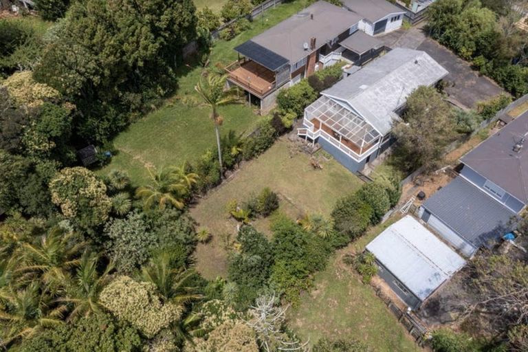Photo of property in 19 Lanigan Street, Birkdale, Auckland, 0626