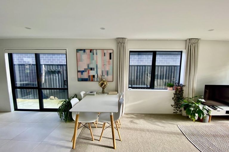 Photo of property in 27 Piripiri Place, Broomfield, Christchurch, 8042