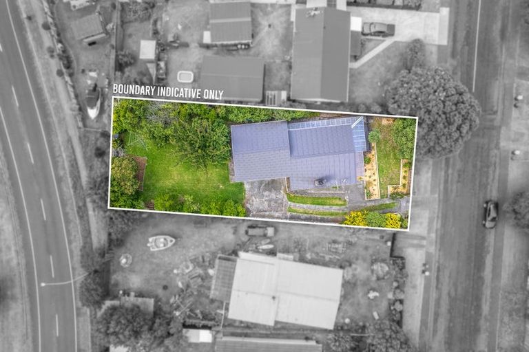 Photo of property in 12 Hollis Road, Paraparaumu Beach, Paraparaumu, 5032