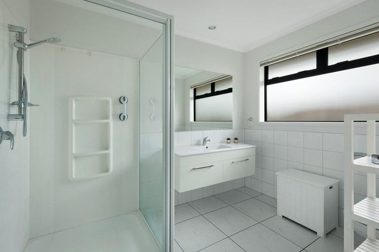 Photo of property in 63b Malta Crescent, Katikati, 3129