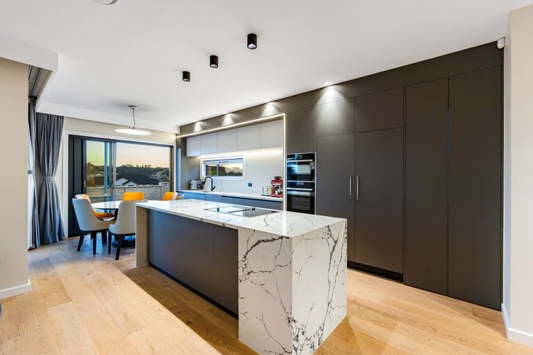 Photo of property in 4 Hanikura Street, Long Bay, Auckland, 0630