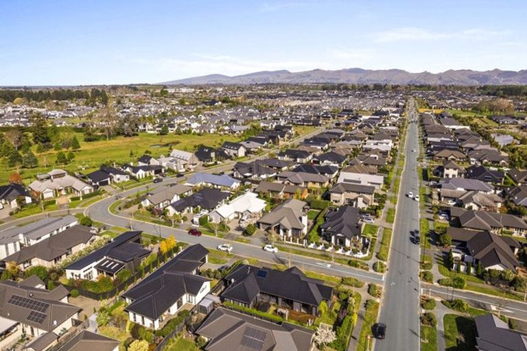 Photo of property in 42 Te Rito Street, Marshland, Christchurch, 8083