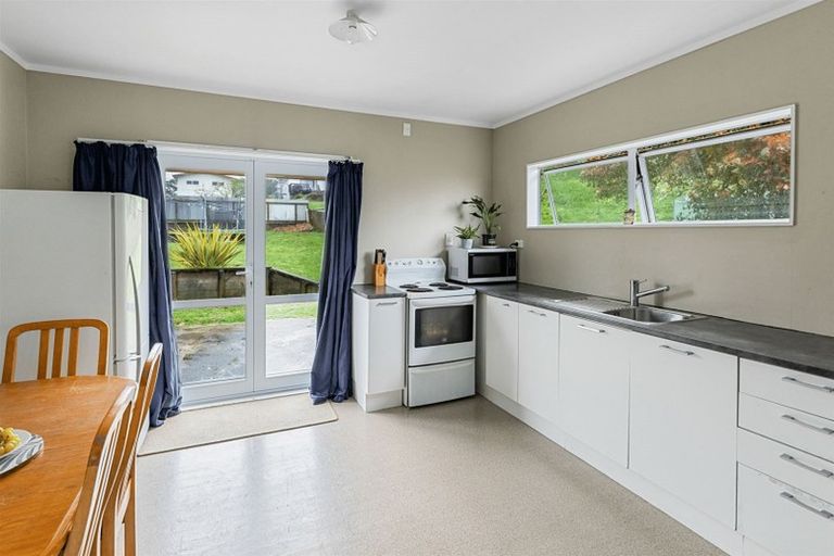 Photo of property in 7 Pukemiro Road, Te Kamo, Whangarei, 0112