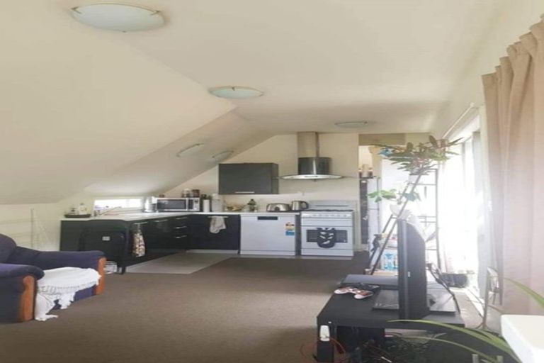 Photo of property in 11a Kopiko Way, Brooklyn, Wellington, 6021