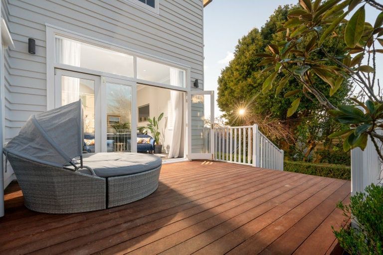 Photo of property in 49 Messines Road, Karori, Wellington, 6012