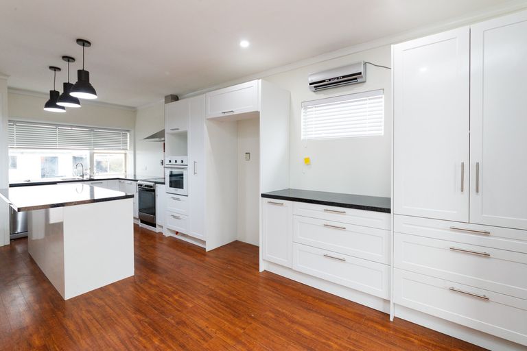 Photo of property in 79 James Line, Kelvin Grove, Palmerston North, 4414