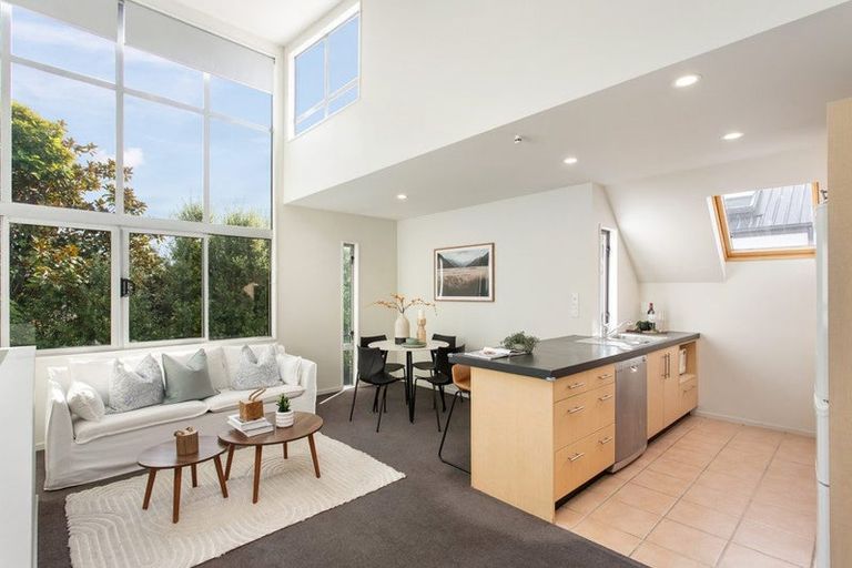 Photo of property in 12a Brockworth Place, Riccarton, Christchurch, 8011