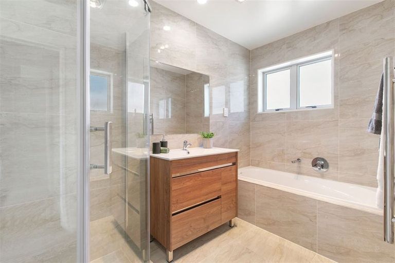 Photo of property in 27 Matata Drive, Takanini, 2112