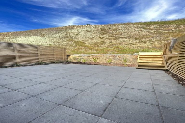 Photo of property in 35 Holystone Road, Whitby, Porirua, 5024