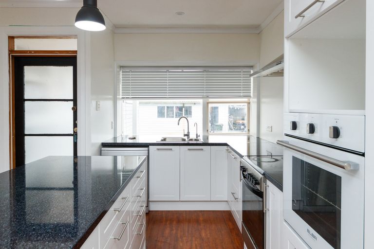 Photo of property in 79 James Line, Kelvin Grove, Palmerston North, 4414