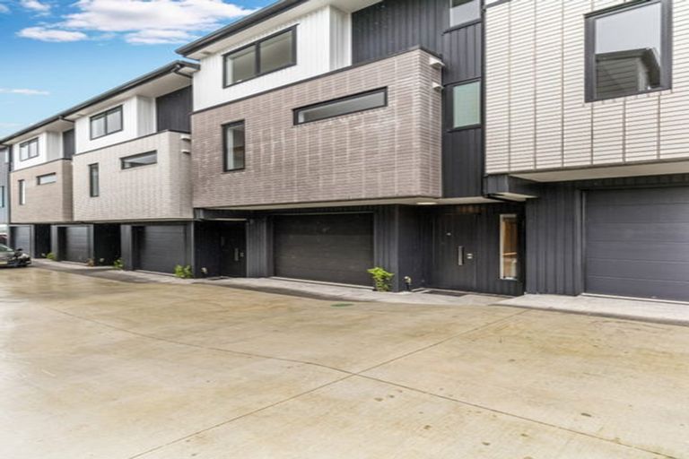 Photo of property in 4/8 Bennett Road, Pakuranga, Auckland, 2010