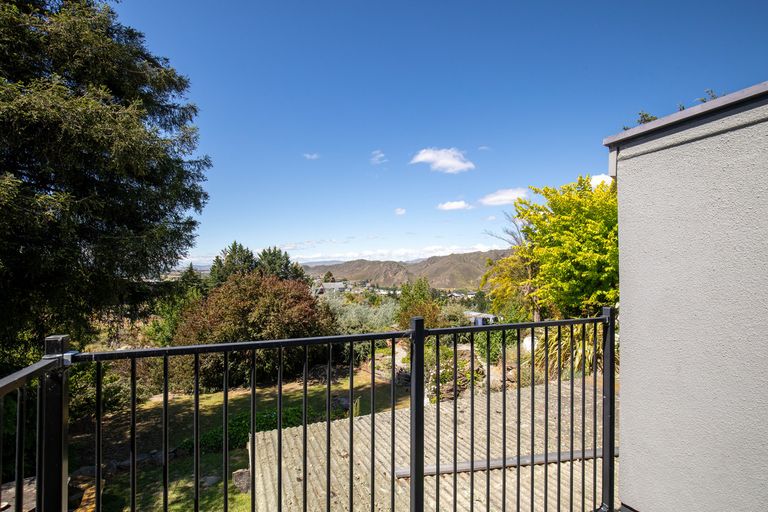 Photo of property in 11 Kamaka Crescent, Bridge Hill, Alexandra, 9320