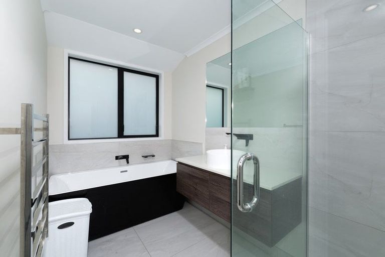 Photo of property in 4 Chardonnay Way, Te Kauwhata, 3710