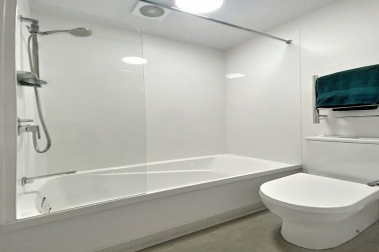 Photo of property in Vedado Apartments, 208/41 Hopper Street, Mount Cook, Wellington, 6011