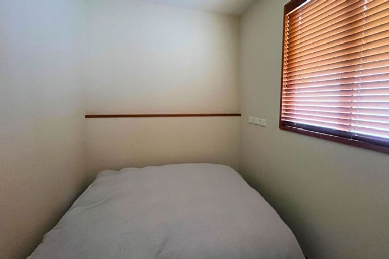 Photo of property in 10 Lismore Street, Wanaka, 9305