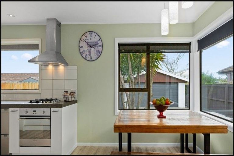 Photo of property in 15 Elwyn Place, Avonhead, Christchurch, 8042