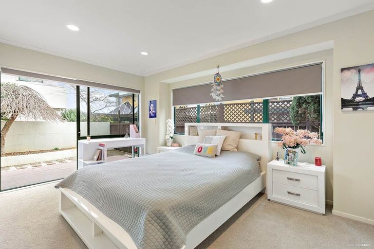 Photo of property in 3/43 The Parade, Bucklands Beach, Auckland, 2012