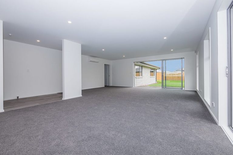 Photo of property in 10 Longcot Drive, Rolleston, 7615